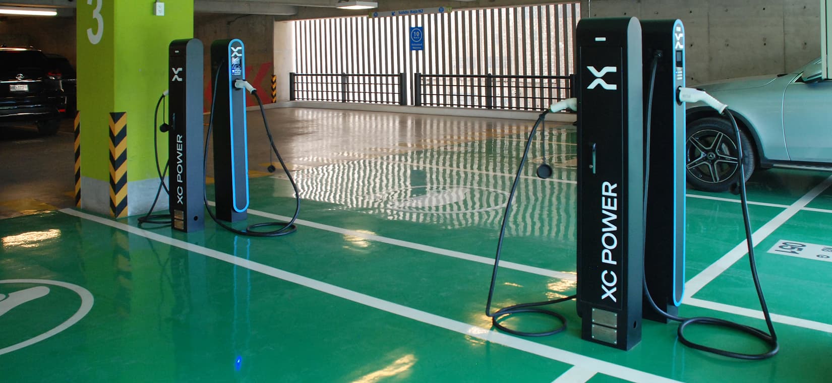 STYLO UP parking lot installation