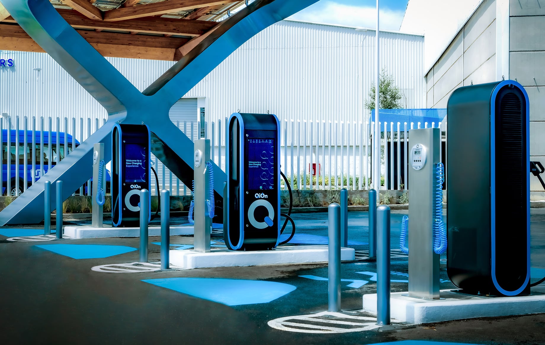 QiOn THUNDERSET MultiMegawatt distributed charging system