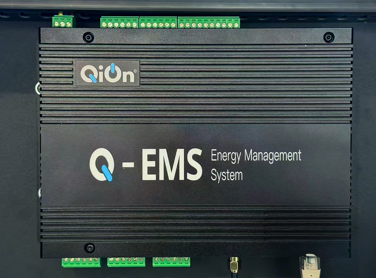 Grid infrastructure powered by Q‑EMS