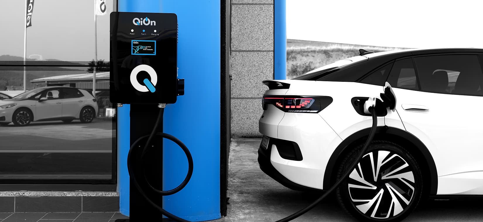BOQS DC charger with VW EV