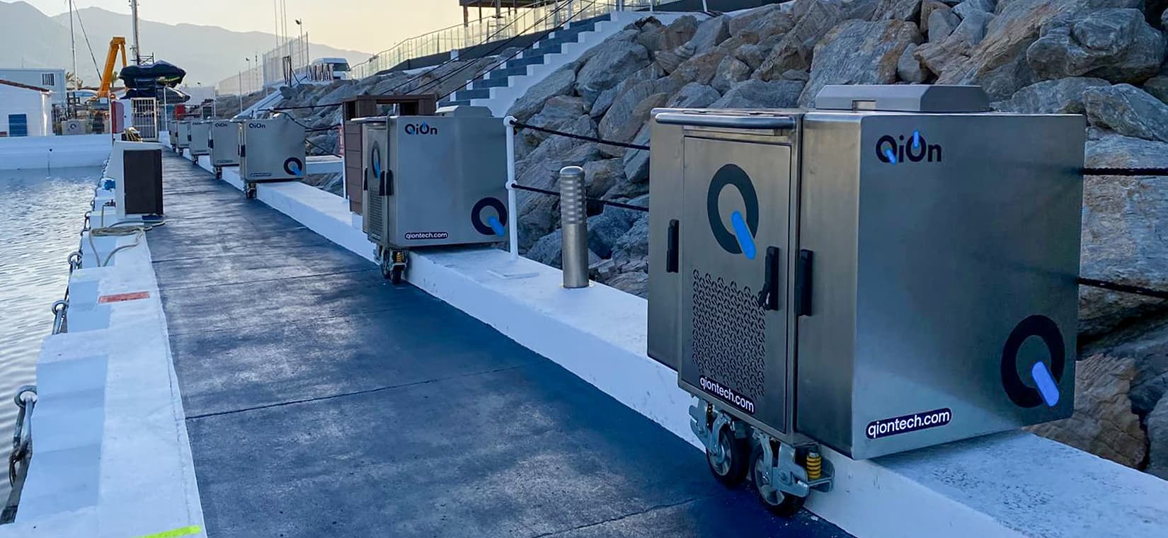 QUBE Swiss garage truck