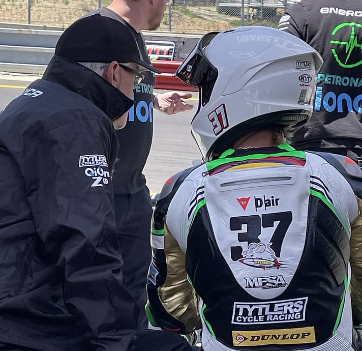 Race briefing energica