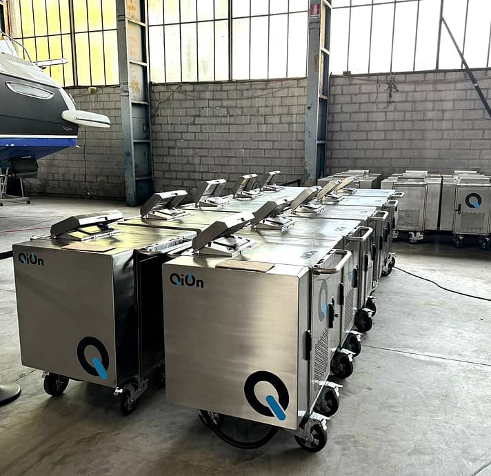 Industrial batch mobile chargers from QiOn in inox nautic grade